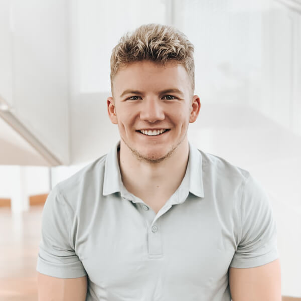 Michael Chen - Operations Specialist